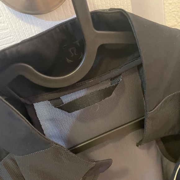 lululemon Fast and Free Jacket - Picture 4 of 4